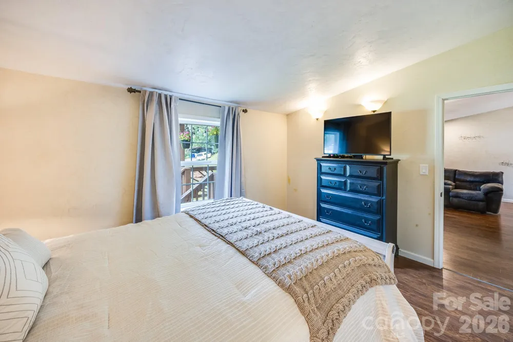 105 Short Meadow Drive Candler, NC 28715