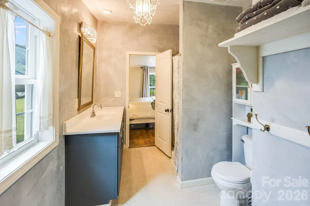 105 Short Meadow Drive Candler, NC 28715