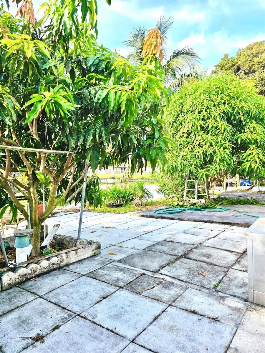 6410 KIMBERLY BOULEVARD North Lauderdale, FL 33068