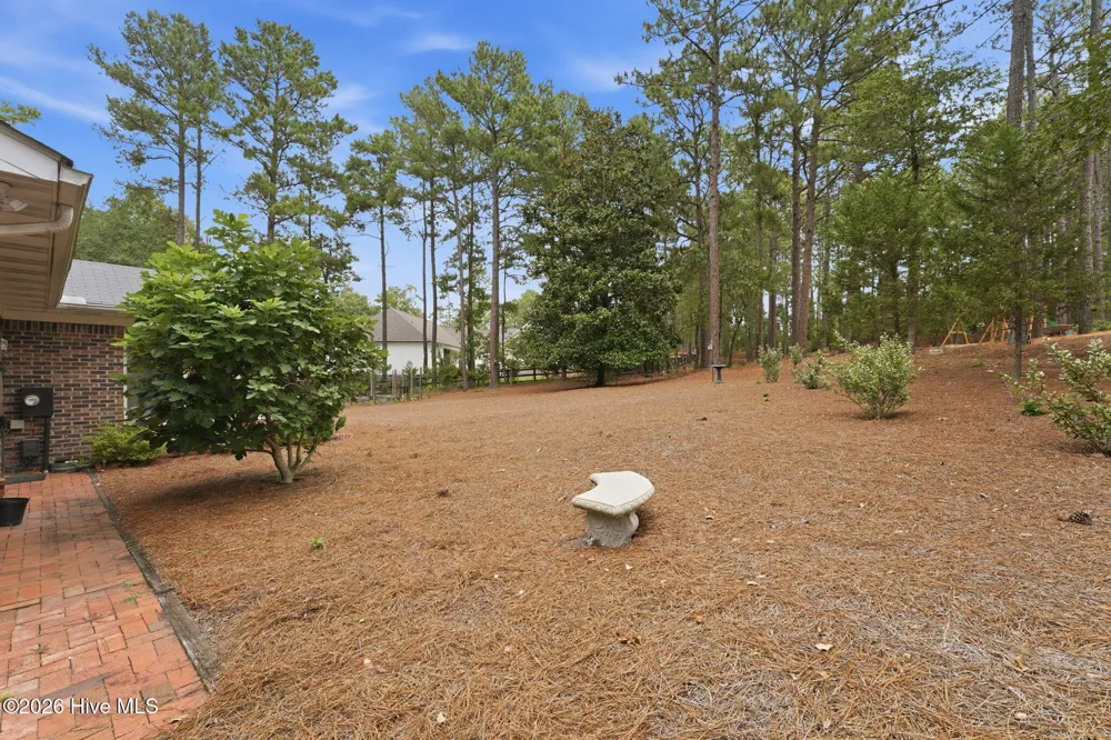 8 Shamrock Drive Jackson Springs, NC 27281