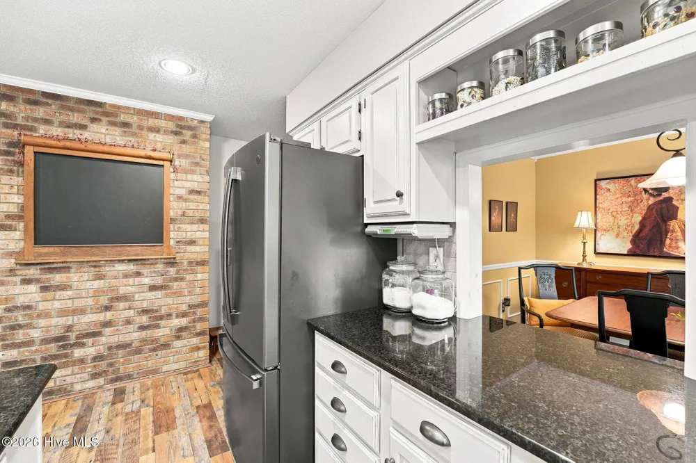 8 Shamrock Drive Jackson Springs, NC 27281