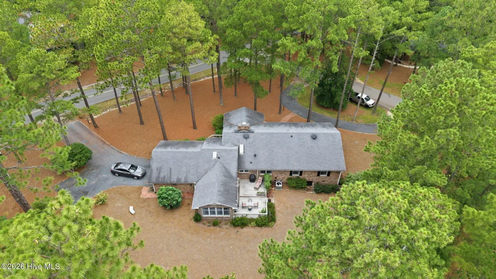 8 Shamrock Drive Jackson Springs, NC 27281