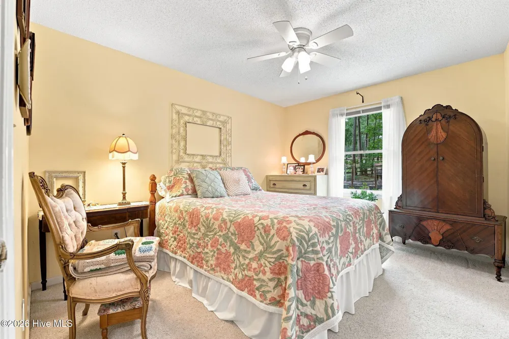 8 Shamrock Drive Jackson Springs, NC 27281