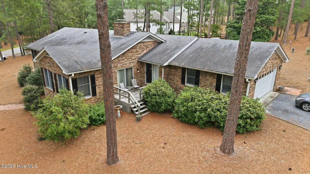 8 Shamrock Drive Jackson Springs, NC 27281
