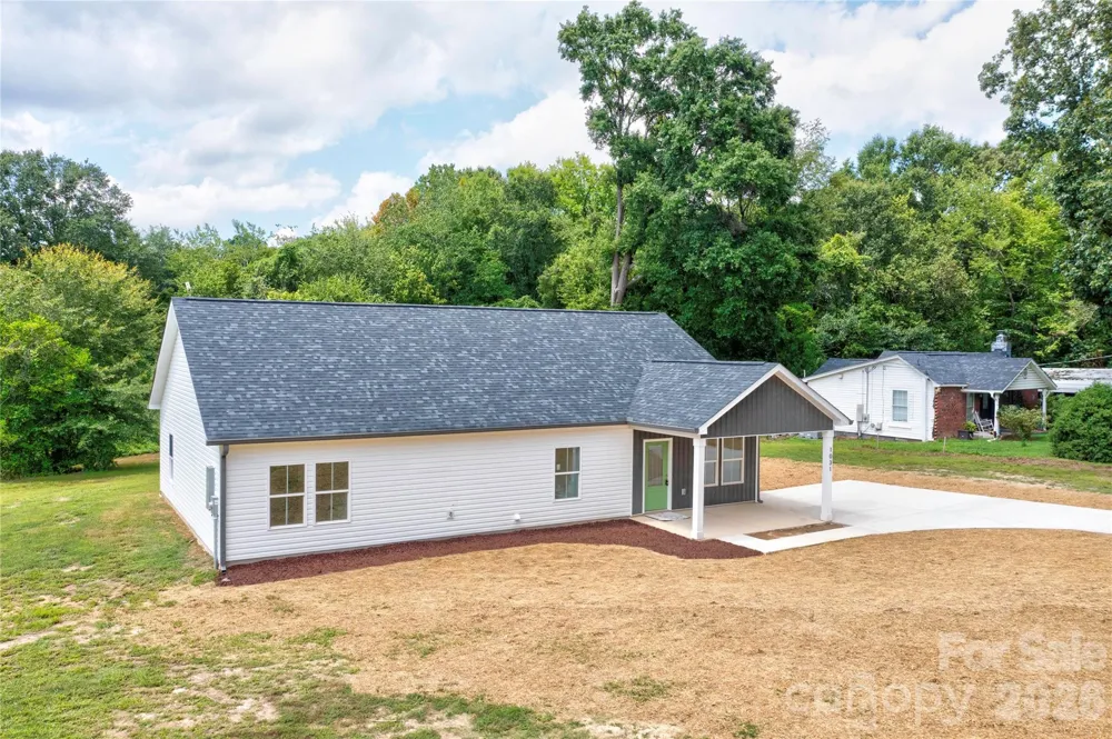 1031 Laurel Lane Gastonia, NC 28054