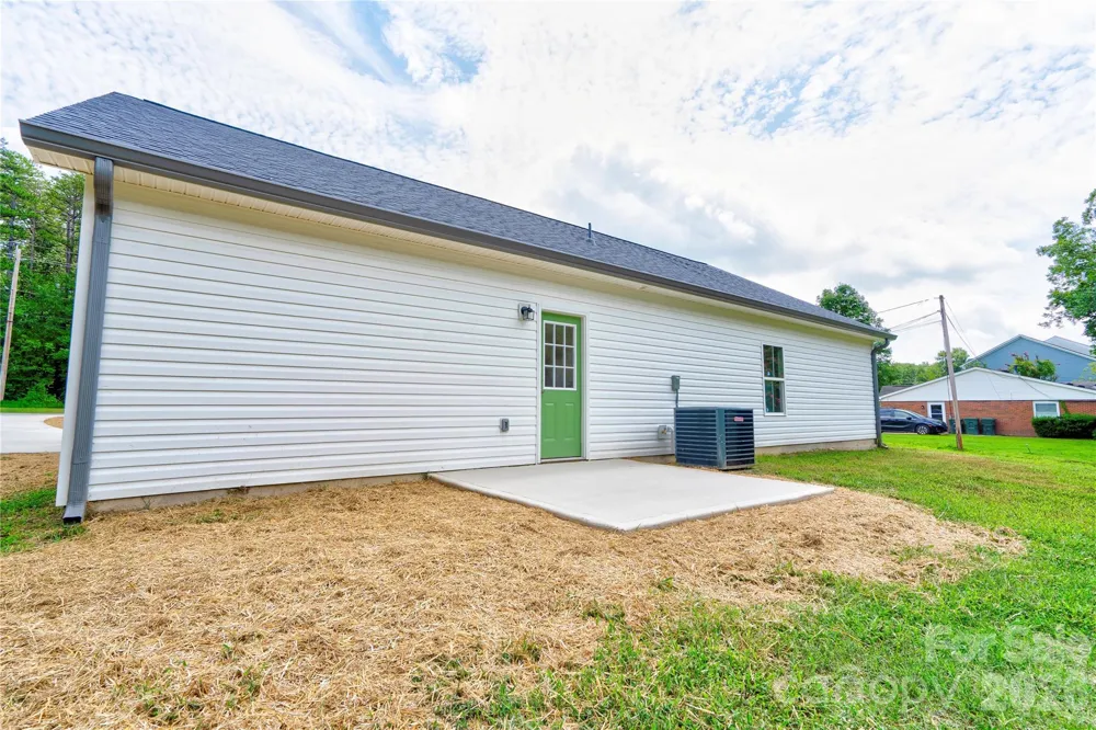 1031 Laurel Lane Gastonia, NC 28054