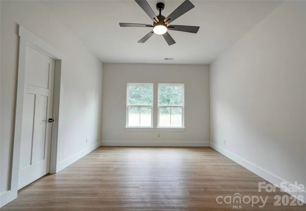 1031 Laurel Lane Gastonia, NC 28054