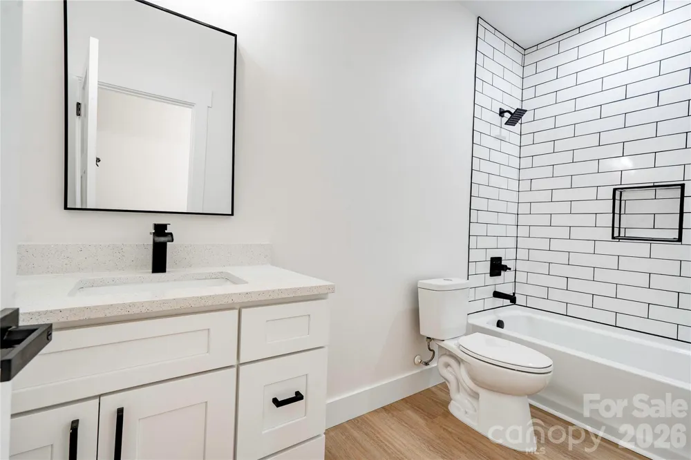1031 Laurel Lane Gastonia, NC 28054
