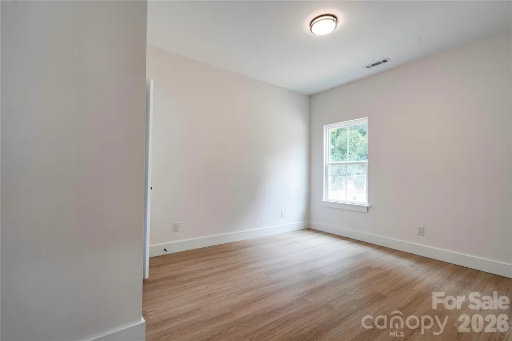 1031 Laurel Lane Gastonia, NC 28054