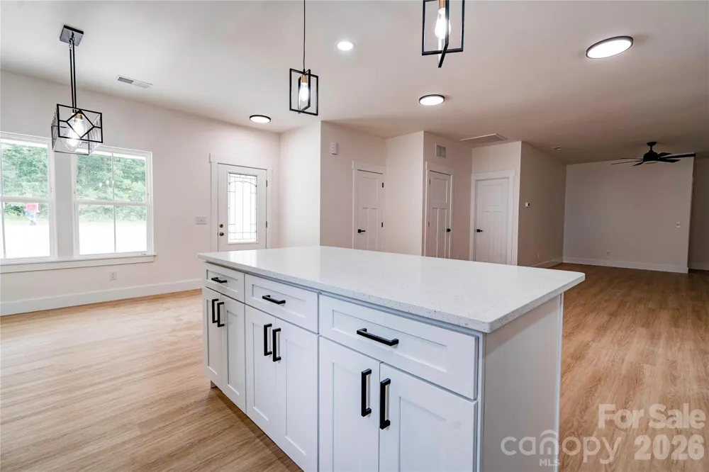 1031 Laurel Lane Gastonia, NC 28054