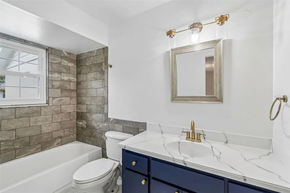5203 BAYSHORE BOULEVARD #5 Tampa, FL 33611