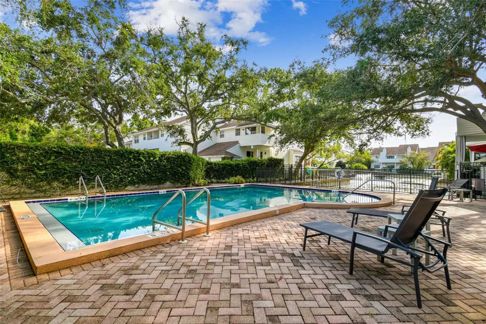 5203 BAYSHORE BOULEVARD #5 Tampa, FL 33611