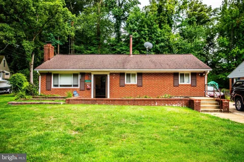6405 WOODLAND ROAD