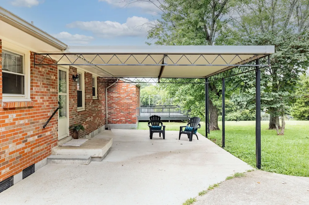 211 Friendship Dr Goodlettsville, TN 37072