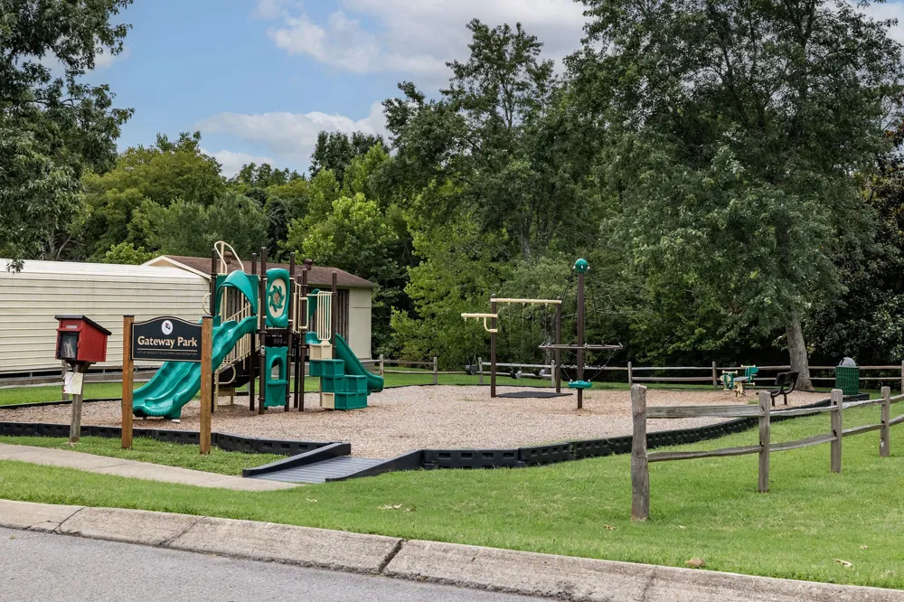 211 Friendship Dr Goodlettsville, TN 37072