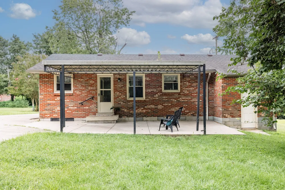 211 Friendship Dr Goodlettsville, TN 37072