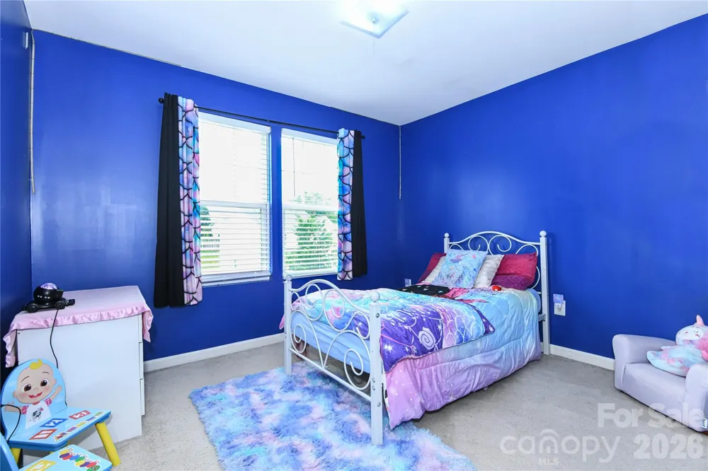 5149 Red Poll Drive Greensboro, NC 27405