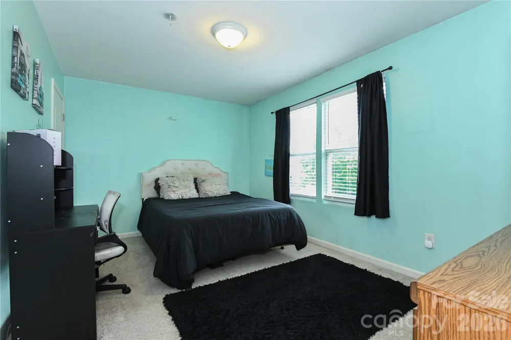 5149 Red Poll Drive Greensboro, NC 27405