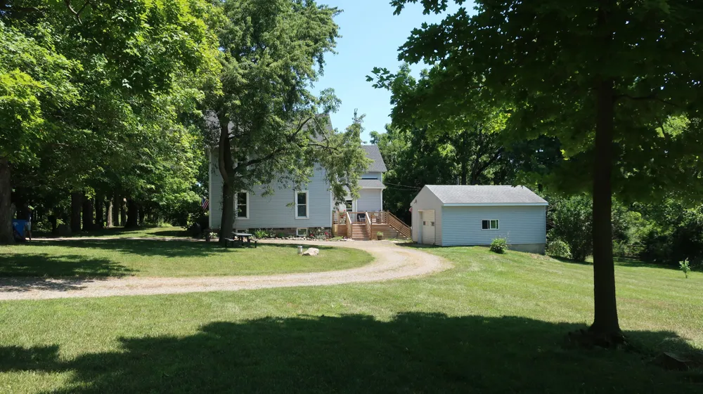 20171 Bowens Road Manchester, MI 48158