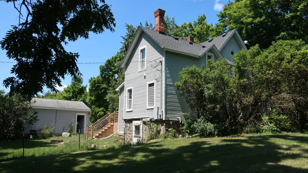 20171 Bowens Road Manchester, MI 48158