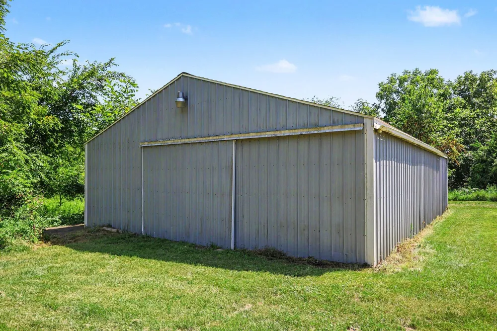 20171 Bowens Road Manchester, MI 48158