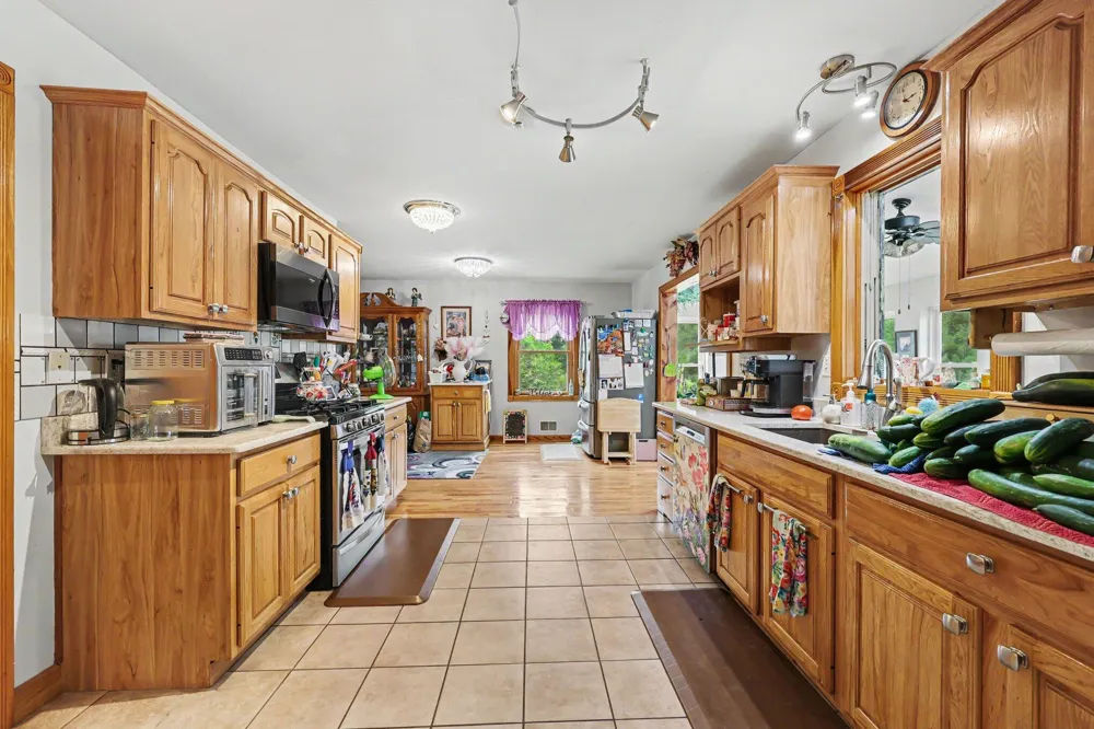 15560 Wheaton Road Brooklyn, MI 49230