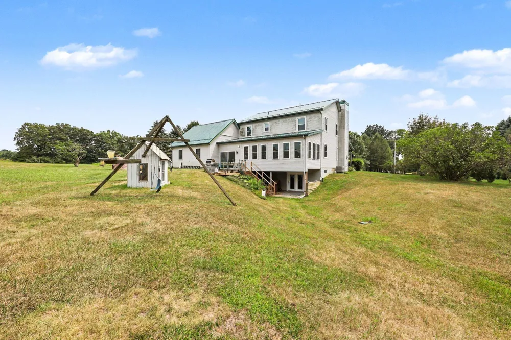 15560 Wheaton Road Brooklyn, MI 49230