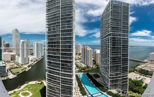 465 Brickell Ave #604 Miami, FL 33131