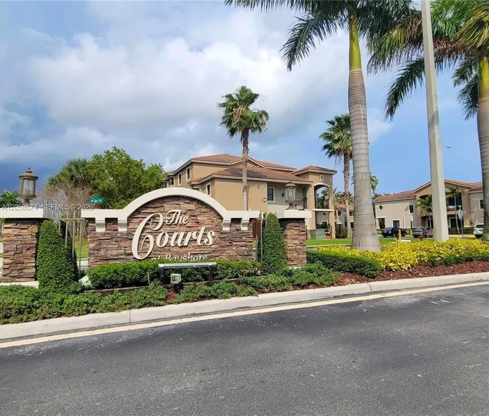 22441 SW 88th Pl #201-5 Cutler Bay, FL 33190