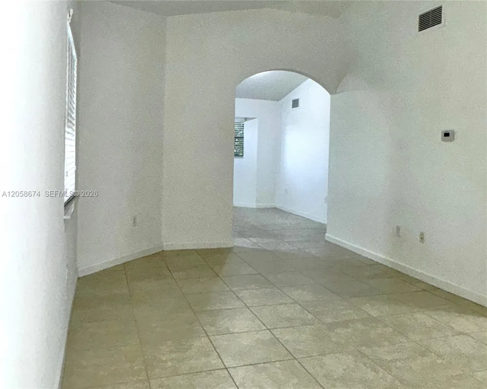 22441 SW 88th Pl #201-5 Cutler Bay, FL 33190