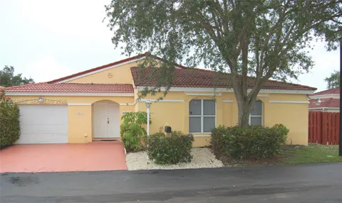 10957 SW 73rd Ter