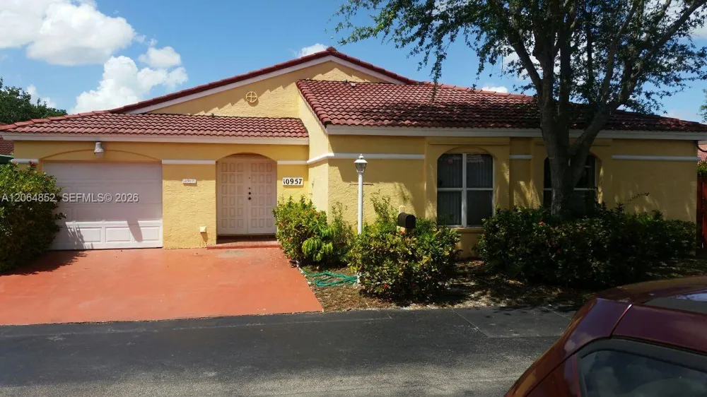 10957 SW 73rd Ter Miami, FL 33173
