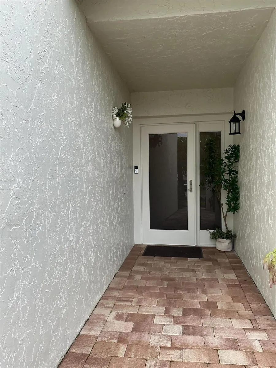 6918 BARBAROSSA STREET Boca Raton, FL 33433