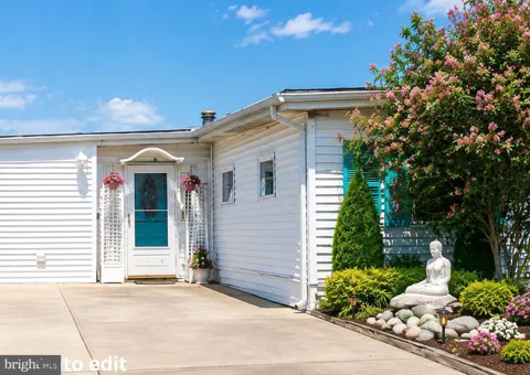 109 E MOHAWK DRIVE
