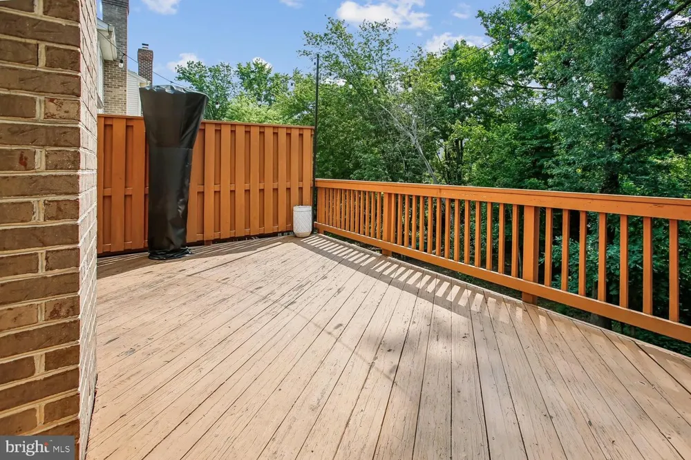 5944 NORHAM DRIVE Alexandria, VA 22315