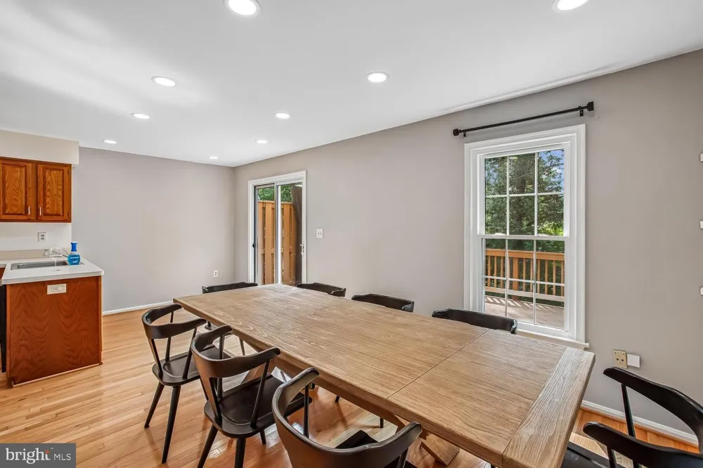 5944 NORHAM DRIVE Alexandria, VA 22315