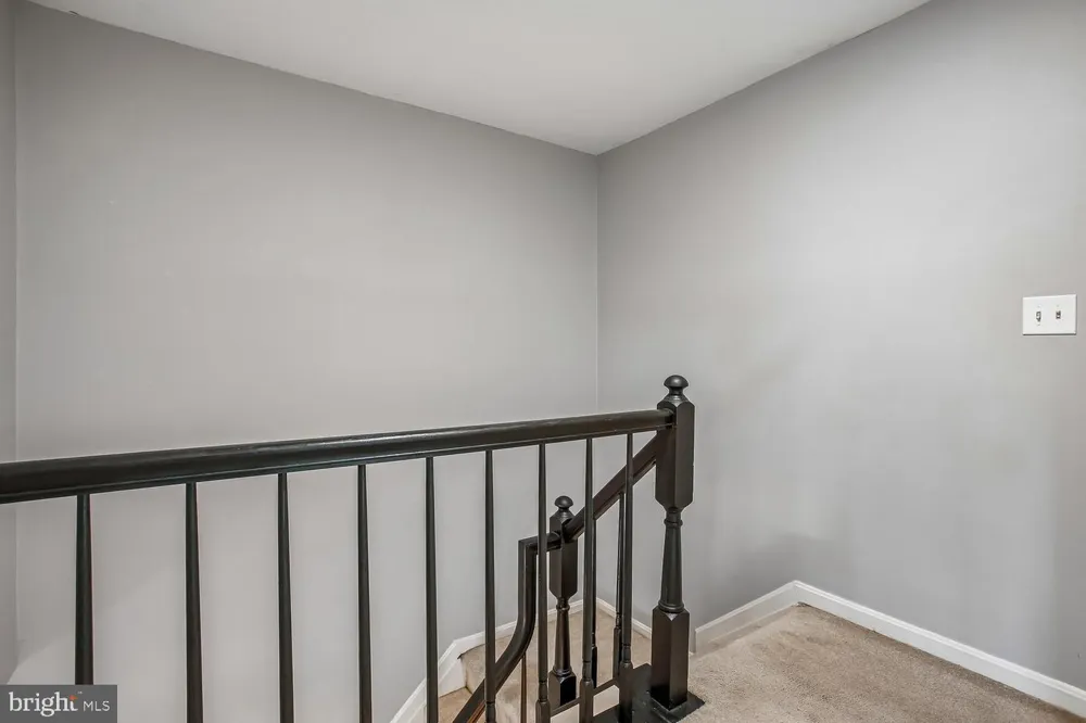 5944 NORHAM DRIVE Alexandria, VA 22315