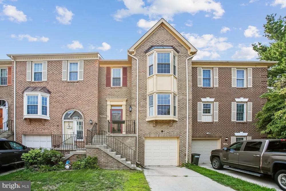 5944 NORHAM DRIVE Alexandria, VA 22315