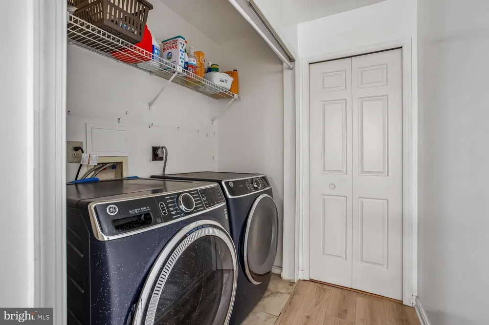 5944 NORHAM DRIVE Alexandria, VA 22315