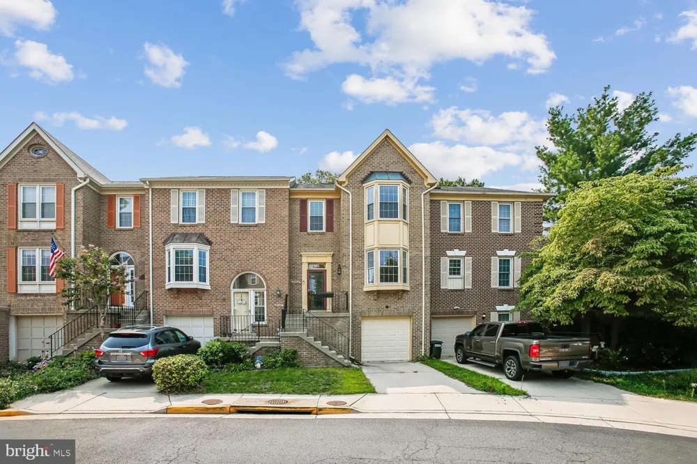 5944 NORHAM DRIVE Alexandria, VA 22315