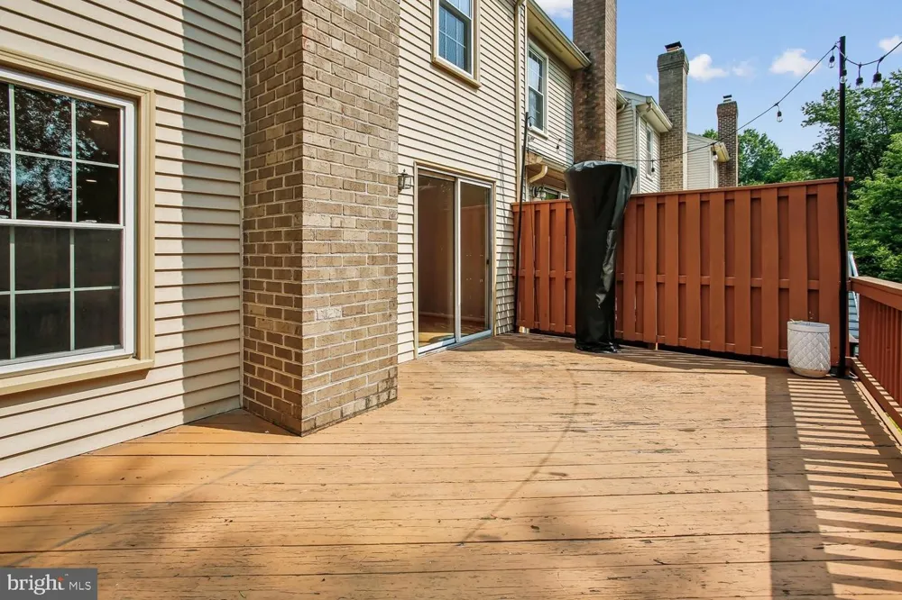 5944 NORHAM DRIVE Alexandria, VA 22315