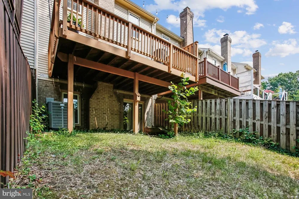5944 NORHAM DRIVE Alexandria, VA 22315