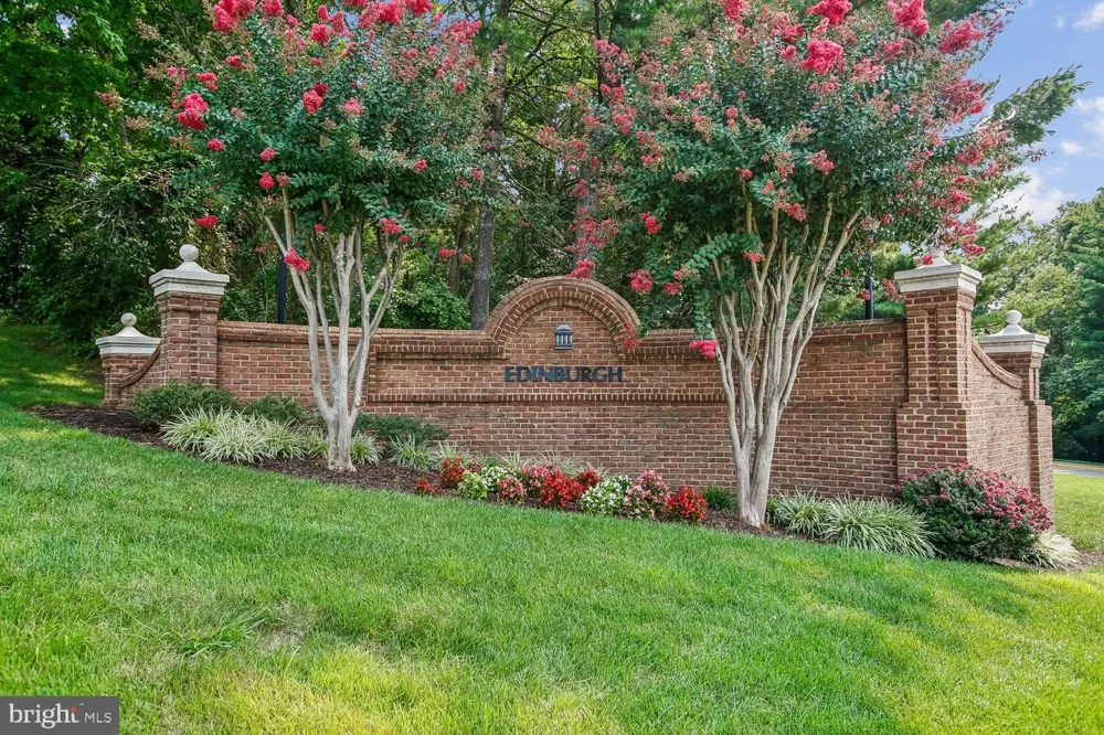 5944 NORHAM DRIVE Alexandria, VA 22315