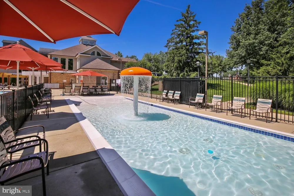 5944 NORHAM DRIVE Alexandria, VA 22315