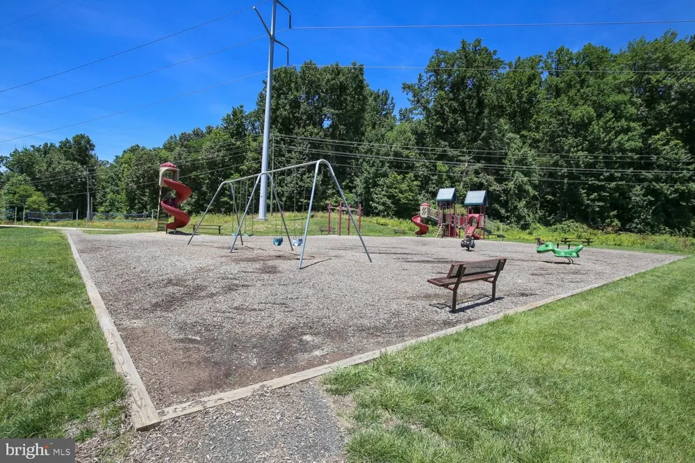5944 NORHAM DRIVE Alexandria, VA 22315
