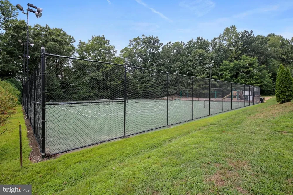 5944 NORHAM DRIVE Alexandria, VA 22315