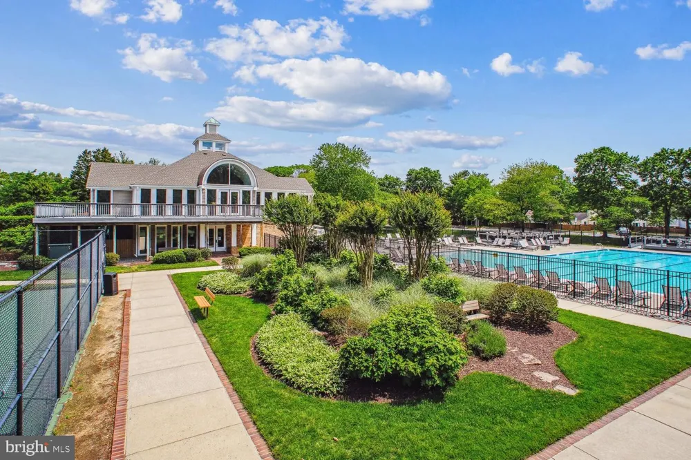 5944 NORHAM DRIVE Alexandria, VA 22315
