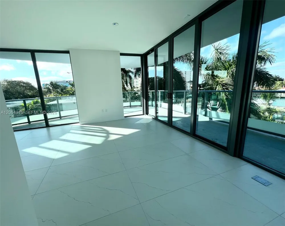 9901 W Bay Harbor Dr (2cover parking+storage) #401 Bay Harbor Islands, FL 33154