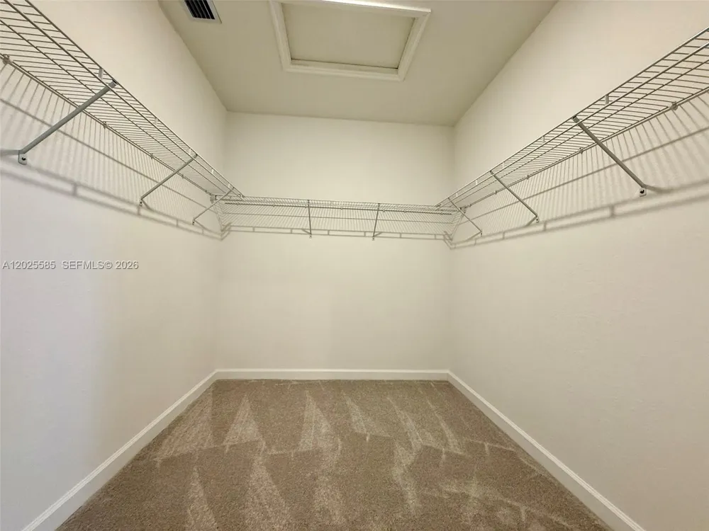 2958 Park Pl #5838 Dania Beach, FL 33312