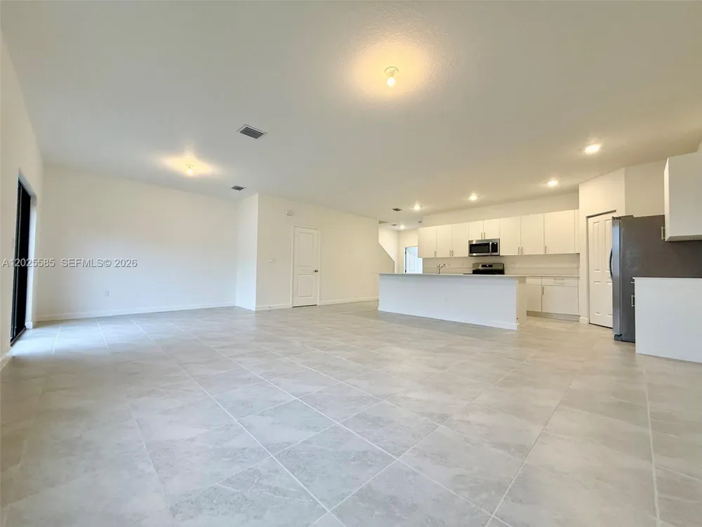 2958 Park Pl #5838 Dania Beach, FL 33312